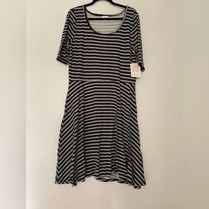 Lularoe Nicole Dress NWT 2XL Black & white stripes
